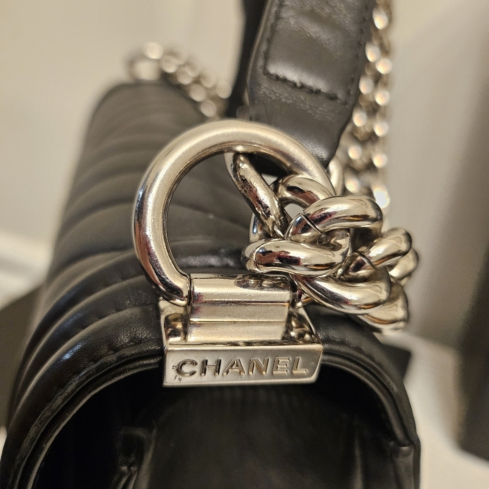 Chanel Flap Boy In New Medium - Picture 5 of 15